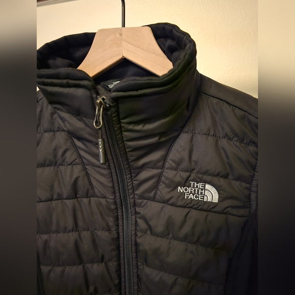 The North Face Black Jacket - Picture 4 of 7